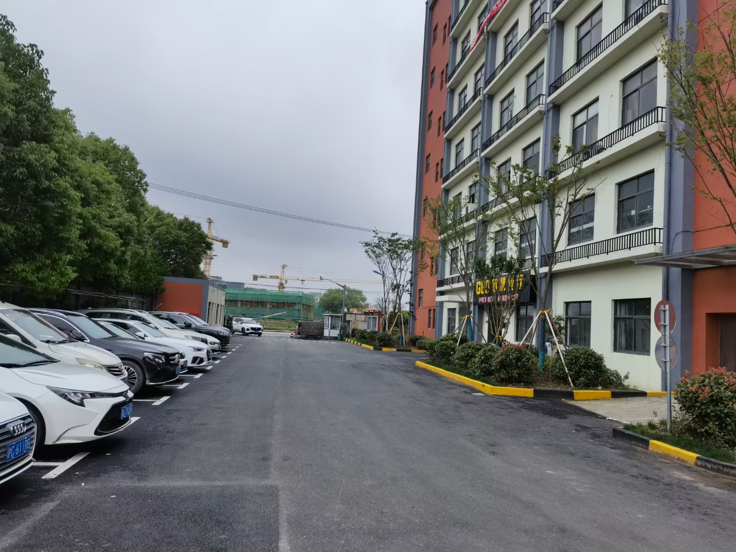 空间美学背景